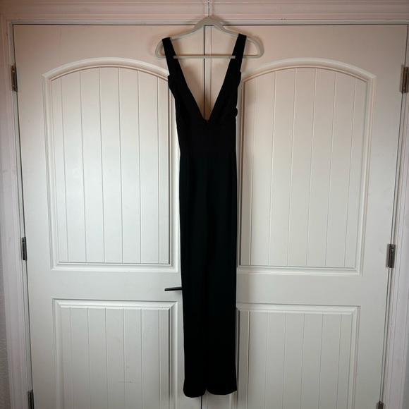 Gianni Bini Jumpsuit elegant cocktail party Romper |  Deep V | Flare leg Black - Picture 2 of 10